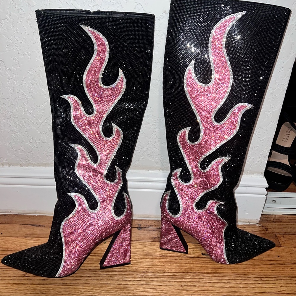 Gianni Bini black and pink sparkly boot